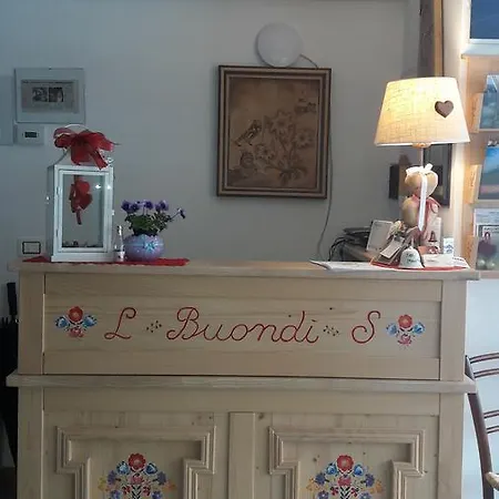 住宿加早餐酒店 Al Buondi